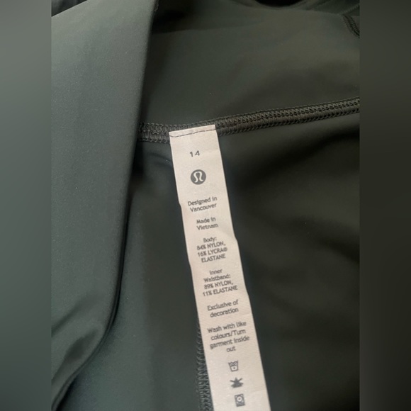 NWT Lululemon Base Pace High-Rise Reflective Tight 25” - Picture 5 of 5